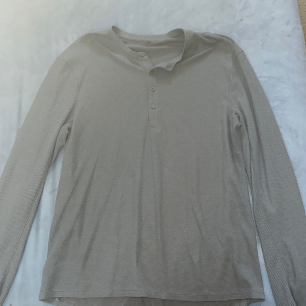 Lululemon grey Henley, size L